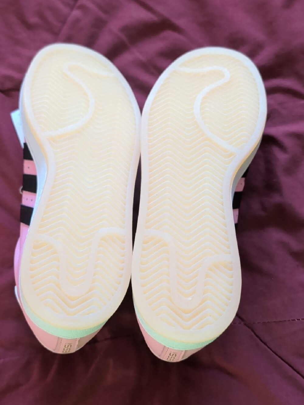 adidas Pink and Black Womens Superstar Messi Sneakers Size W8 - Picture 4 of 7